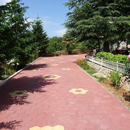 Apartamento Countryside Family Retreat Šibenik Exterior foto